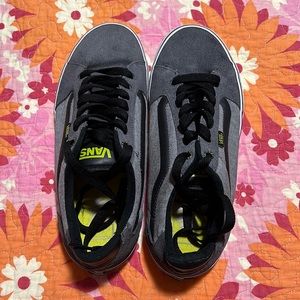 Vans Faulkner Men’s 10.5 (Gray) Very Good condition